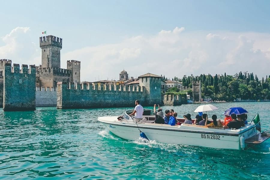 Sirmione and Lake Garda: Tour from Verona, at Sirmione and Lake Garda Day Trips from Verona, Verona