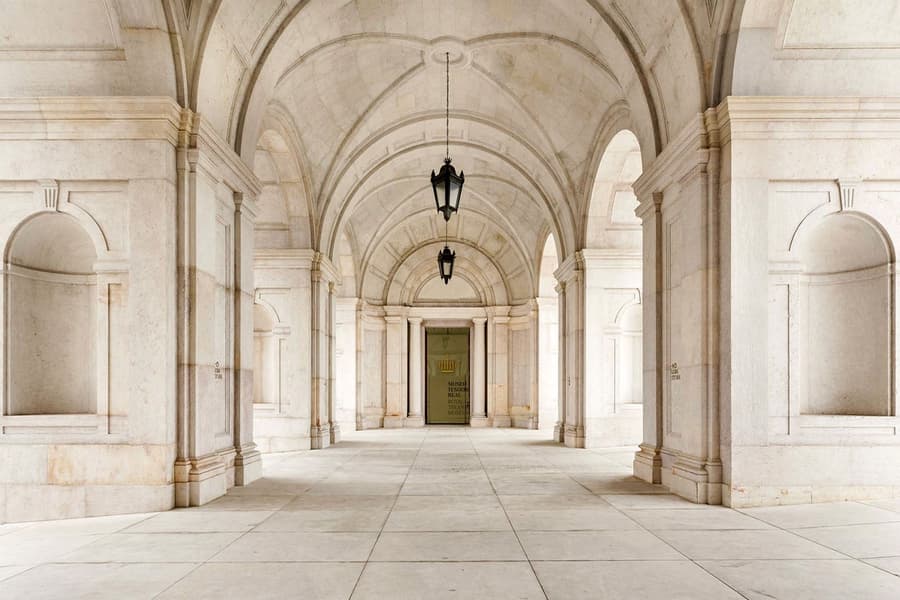 Skip-the-Line Tickets to the Royal Treasure Museum, Lisbon and Sintra