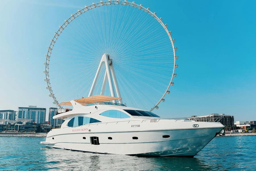 From Dubai Harbour: 1/2-Hour Yacht Cruise with Soft Drinks & Optional Live BBQ, Dubai