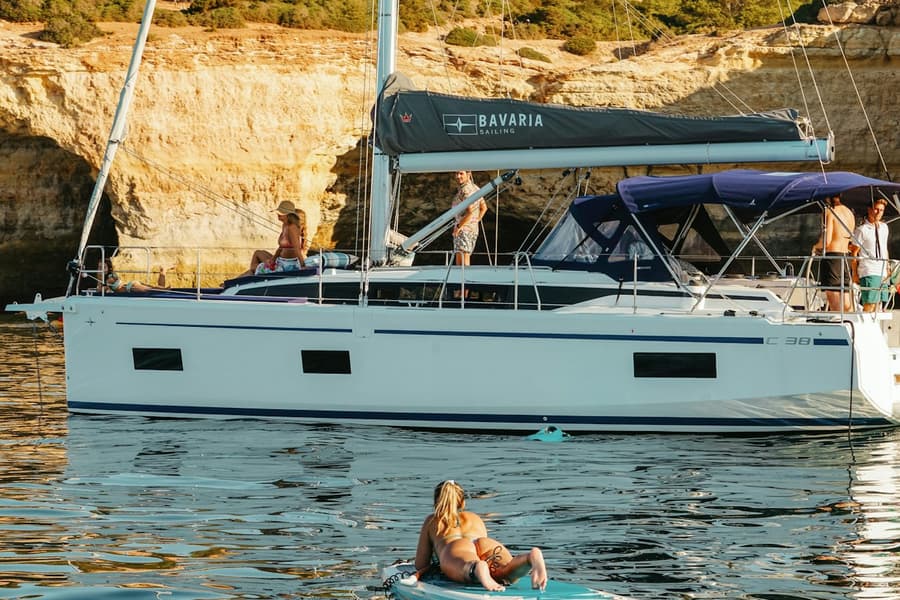Benagil Caves: Half Day Luxury Yacht Cruise from Portimão, Portimao