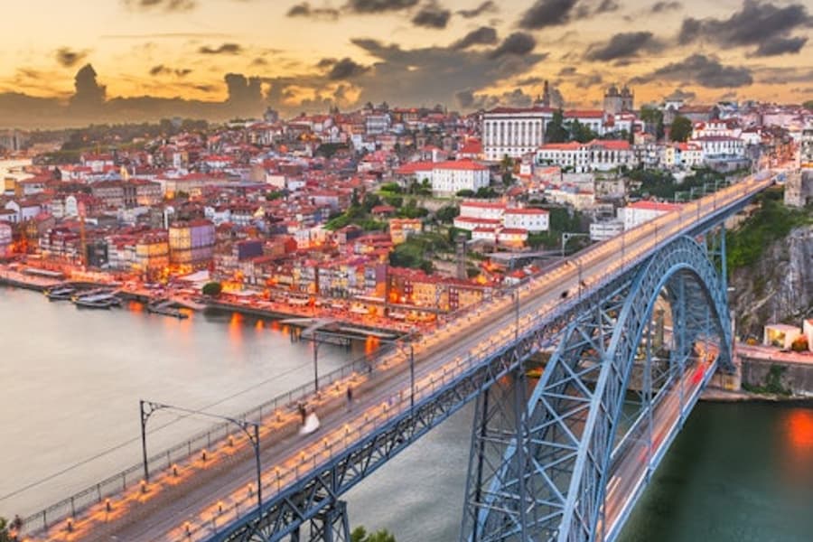 Porto and Gaia: Guided Walking Tour