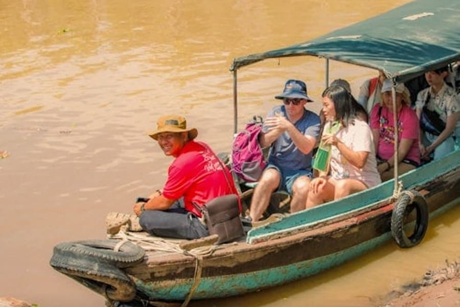 Cu Chi Tunnels & Mekong Delta: Full-Day Guided Tour from Ho Chi Minh, Ho Chi Minh City