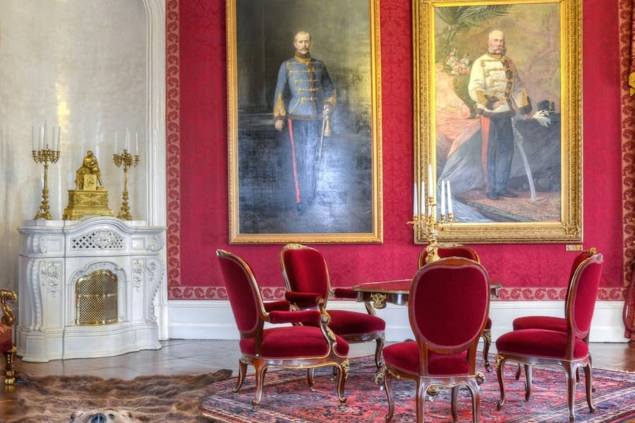 Sisi's Gödöllő Palace: Guided Tour from Budapest, at Day Tours from Budapest, Budapest