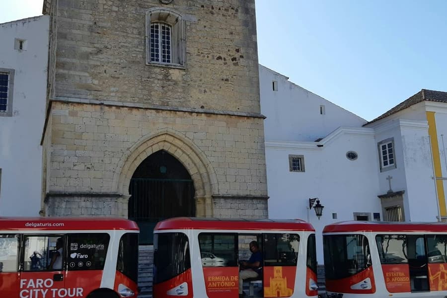 Hop-on Hop-off Train Faro, at Algarve Bus Tours, Faro