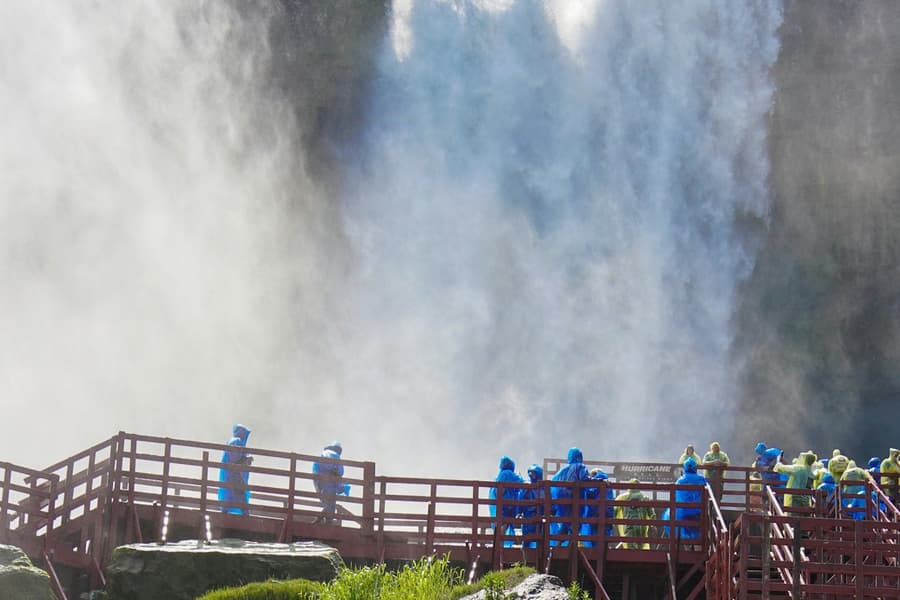 Niagara Falls US: Small Group Tour + Maid of the Mist Cruise + Cave of the Winds, at Niagara Falls Tours & Attractions (USA), Niagara Falls (US)