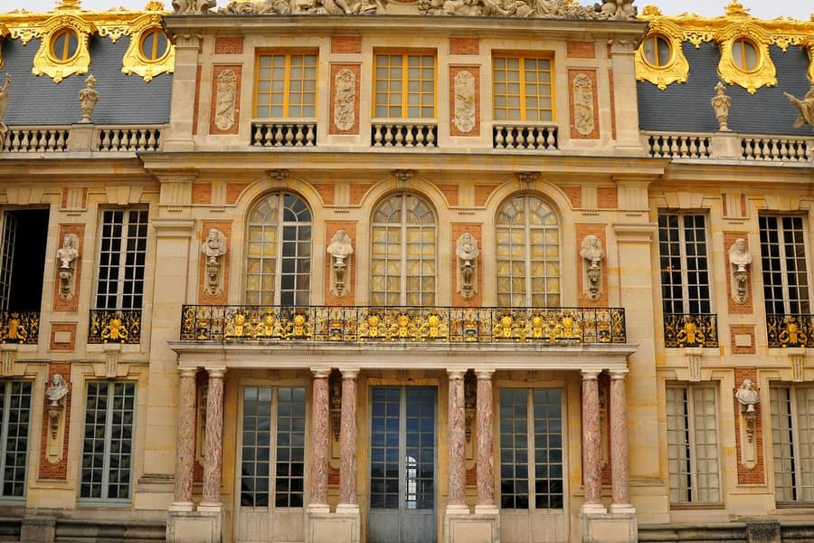 Palace of Versailles: Entry Ticket + Gardens + Estate of Trianon, Paris