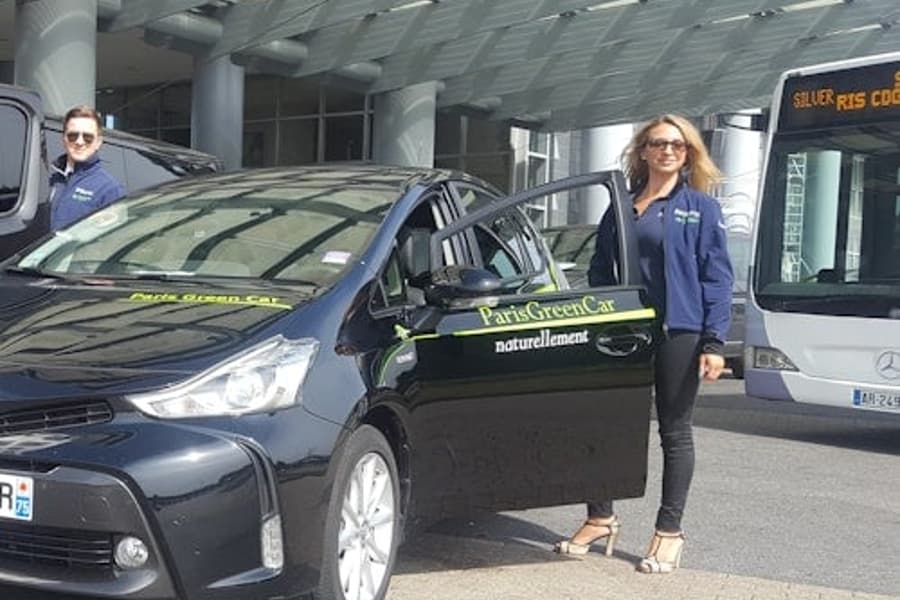 پاریس: انتقال رفت و برگشتی با تاکسی از فرودگاه اورلی به دیزنیلند, at Paris Airport Transfers, Paris
