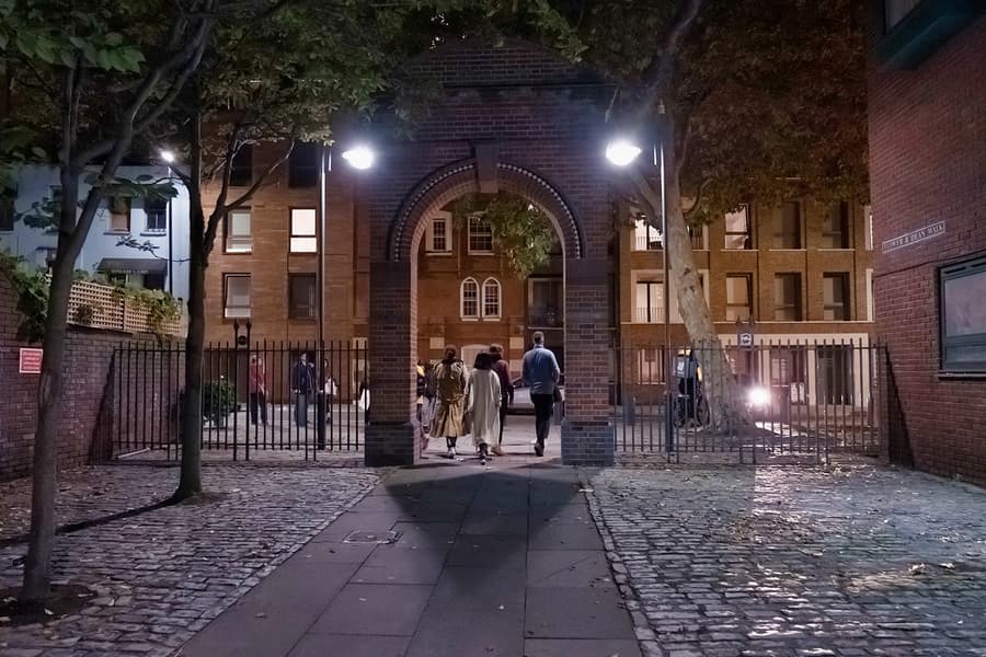 The 5 Women & Jack the Ripper Tour London, at Whitechapel