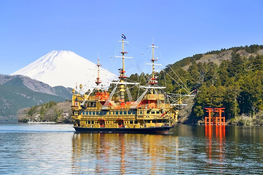 Hakone Free Pass, at Odakyū Tourist Information Center