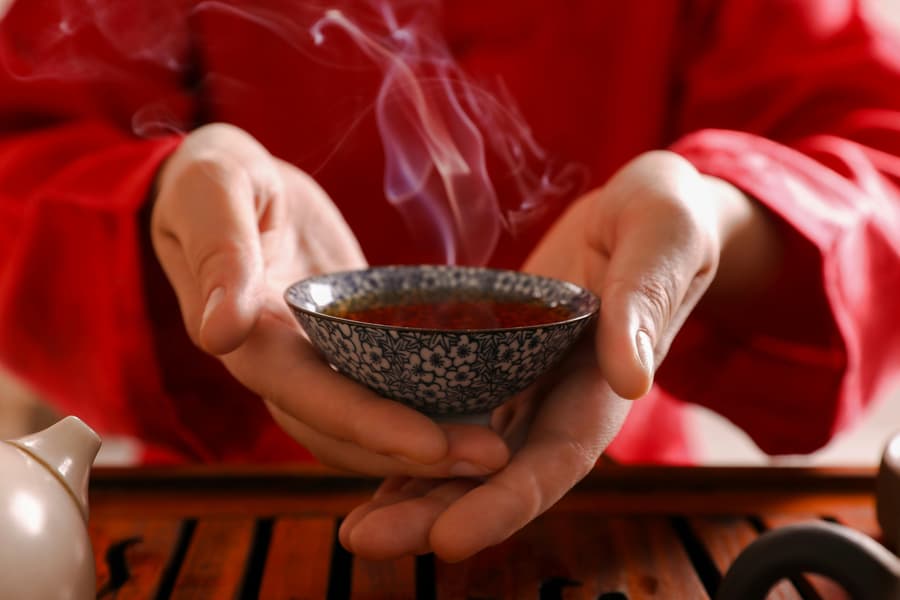 Osaka Dotonbori Area: Tea Ceremony & Matcha-Making Experience, Osaka