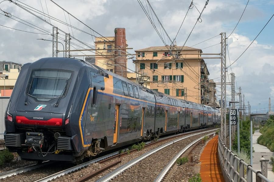Brenzone Sul Garda: Garda Link Bus + Train from Venice, at Lake Garda Transfers