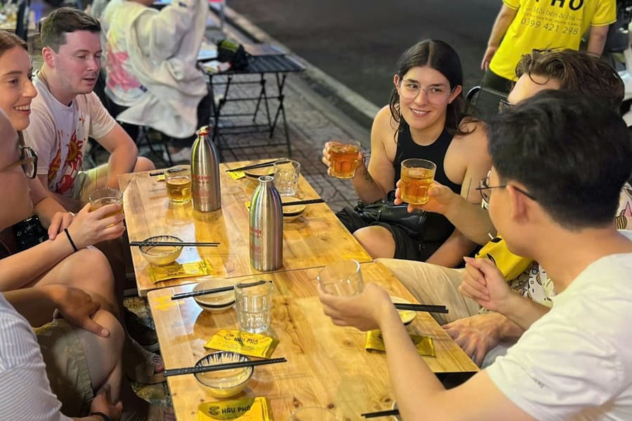 Ho Chi Minh City: Guided Craft Beer & Food Tour by Scooter, Ho Chi Minh City