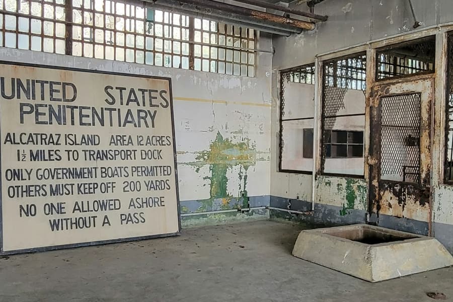 Alcatraz: Entry Ticket + Roundtrip Ferry, at Alcatraz