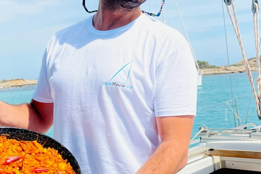 Palma de Mallorca: 4-Hr Private Sailing Tour + Snacks, Palma de Mallorca