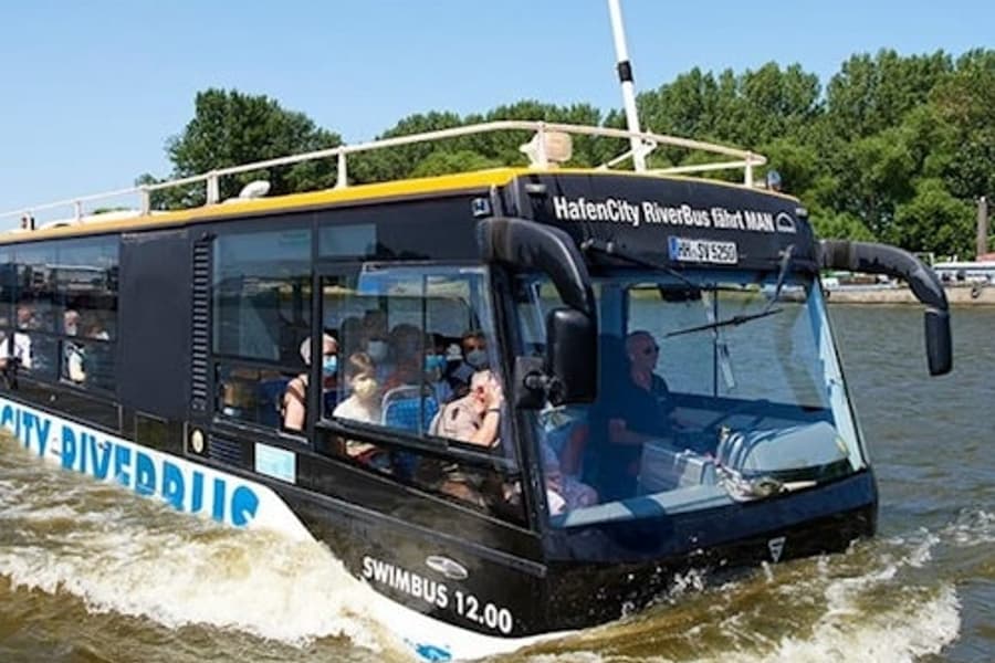 Hamburg: Guided Amphibious Bus Tour, Hamburg