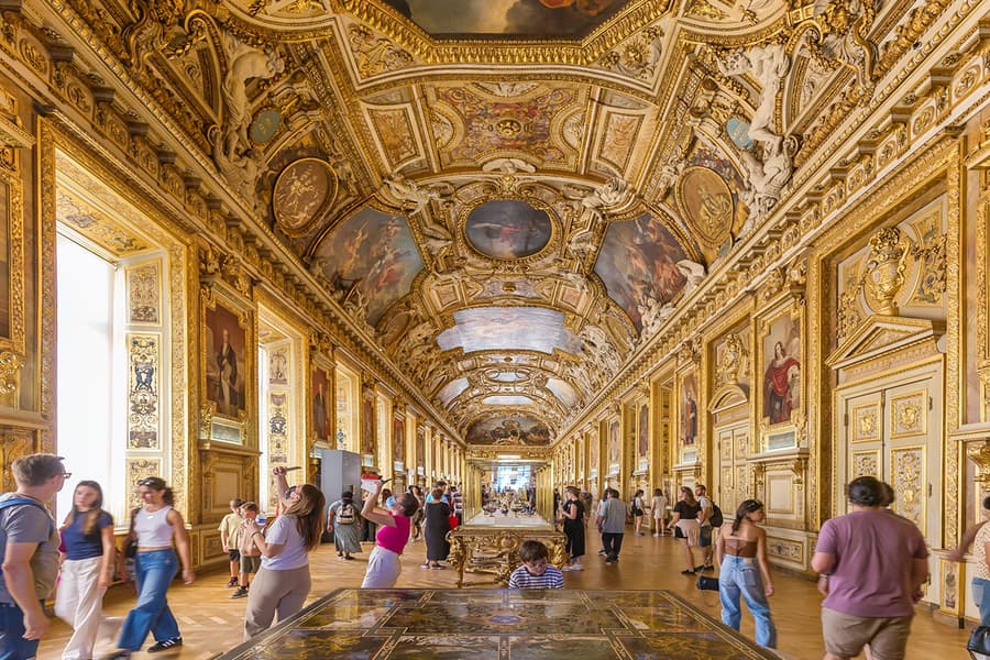 Ticket voor Bezoek Met Tijdslot aan het Louvre Museum met Begeleide Tour naar de Mona Lisa, at Louvre Museum, Paris