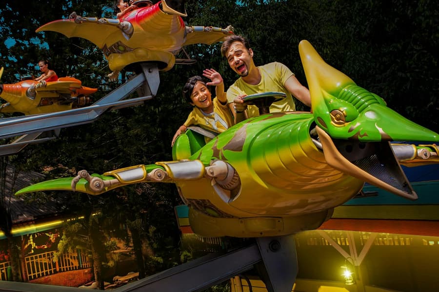 Sunway Lagoon: Night Entry Ticket, Subang Jaya