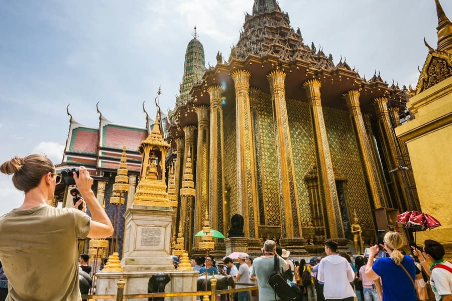 Bangkok: Three Iconic Temples Guided Tour, at Bangkok Walking Tours
