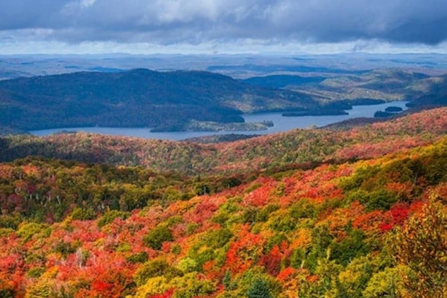 Montanhas Laurentianas & Mont-Tremblant: Excursão de um Dia a partir de Montreal, Montreal