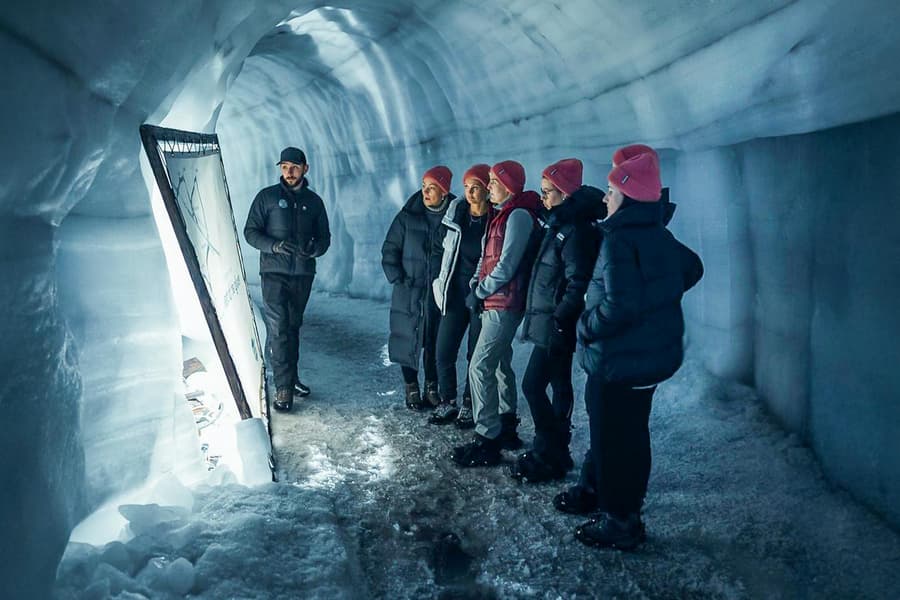 Husafell: Langjokull Ice Cave Tour, Reykjavik