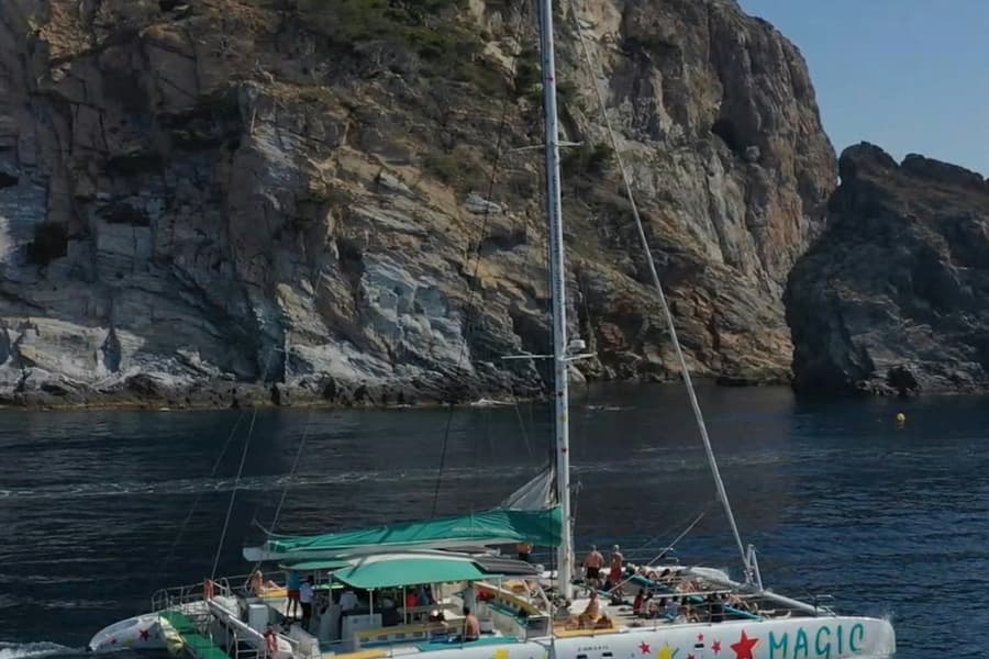 Cap Norfeu and Cadaques: Sailing Trip from Roses tickets at Costa Brava Boat Trips