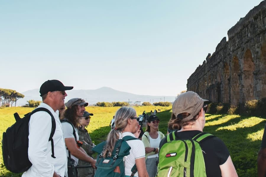 Parco degli Acquedotti: Urban Hike to Ancient Ruins, at Rome City Tours