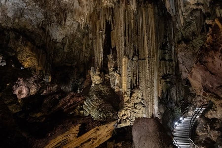 كهوف نيرخا: تذكرة دخول, at Caves of Nerja, Nerja
