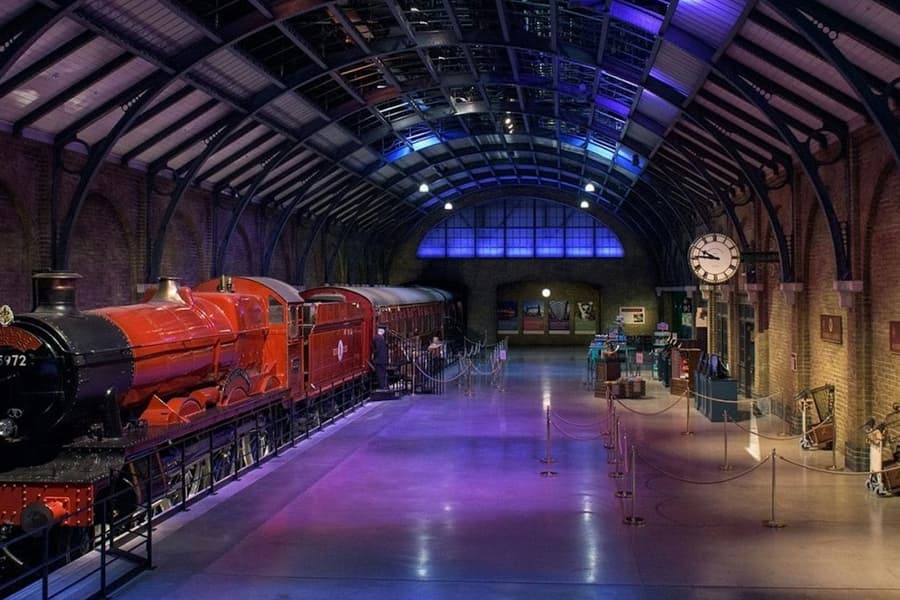 Harry Potter Warner Bros. Studio London: Entry + Transfer from Paddington tickets at Harry Potter Warner Bros. Studio London