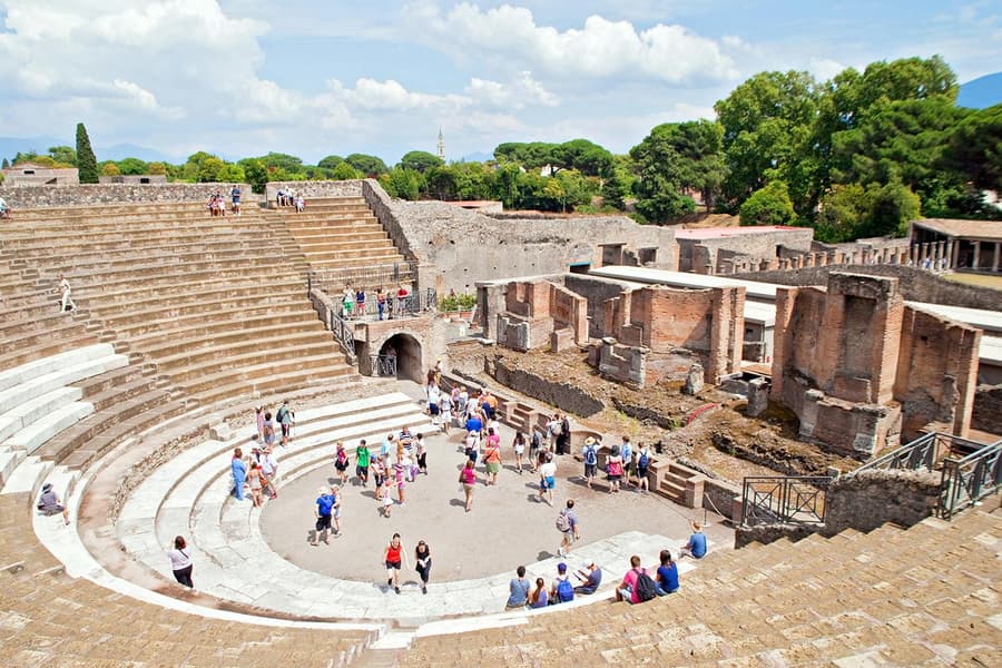 From Naples: Pompeii + Mt. Vesuvius Guided Tour with Transfers & Lunch, Naples