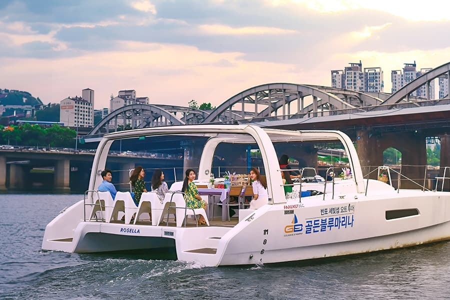 Han River Marina Yacht Experience, Seoul
