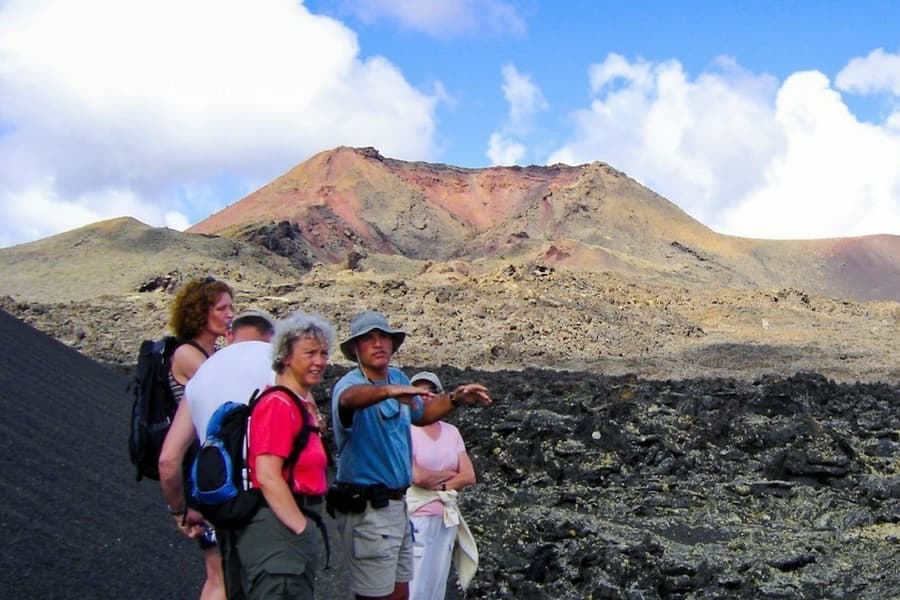 Parque Natural de los Volcanes: Guided Hike + Transfers + Snack, at Lanzarote Outdoor Activities, Lanzarote
