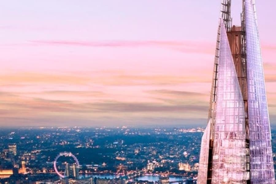 London: 30+ Top Sights Guided Walking Tour + The Shard Entry tickets at London Walking Tours