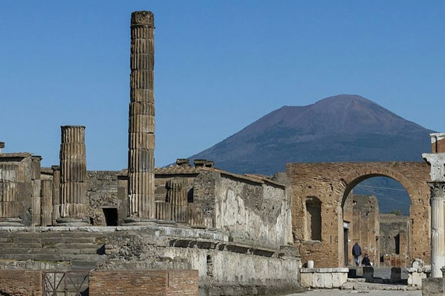 Pompeii & Vesuvius: Day Trip from Naples with Lunch, at Pompeii Day Trips from Naples