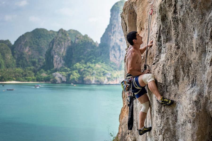 Krabi: Rock Climbing Course at Railay Beach with Hotel Transfers, Krabi