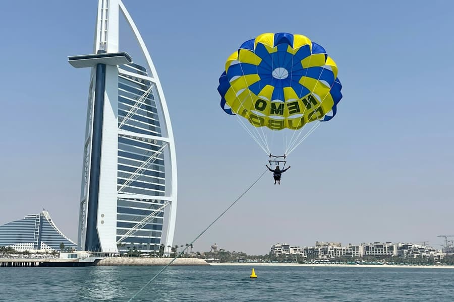 Dubai Parasailing: Experience with Burj Al Arab Sights, at Dubai Watersports
