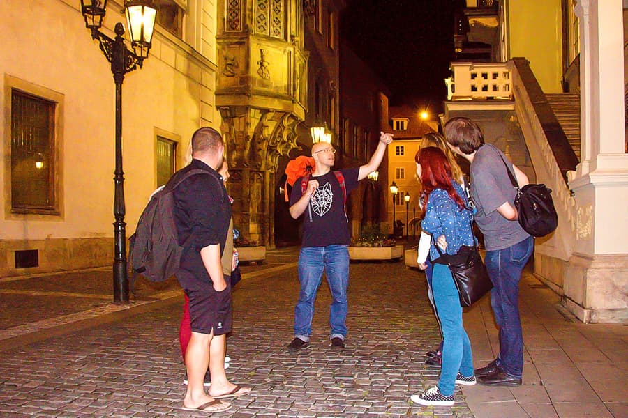 Večerní pražská prohlídka duchů se vstupenkami do muzea, Prague