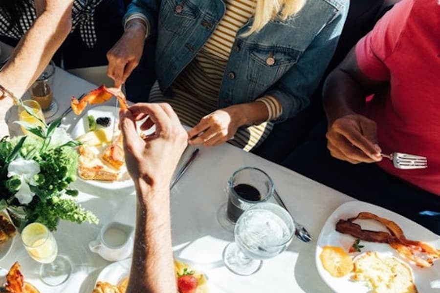 Los Angeles: Marina del Rey Premier Brunch Cruise tickets
