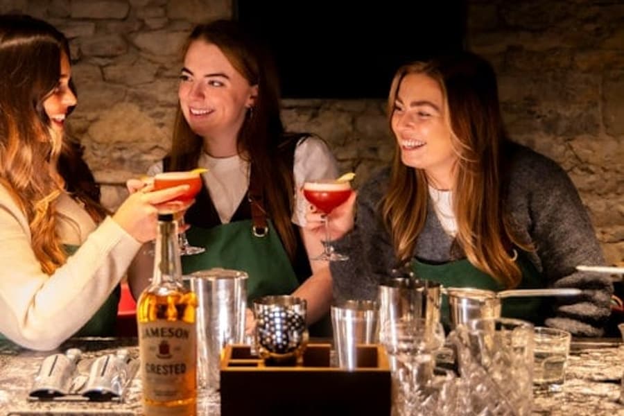 Pengalaman Distileri Midleton (Jameson): Kelas Koktel, at Midleton Distillery, Cork