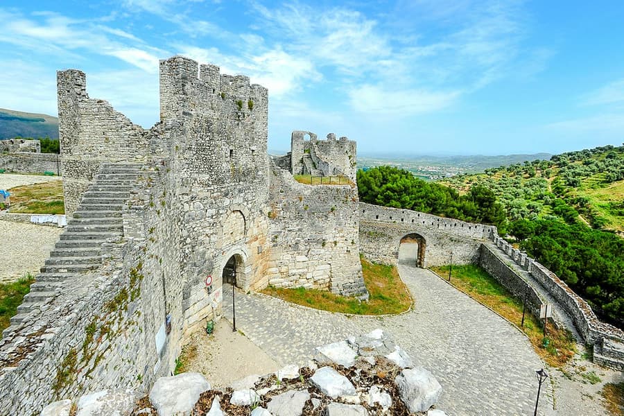 From Tirana: Berat Castle, Old Town, and Belshi Lake Day Trip, Tirana