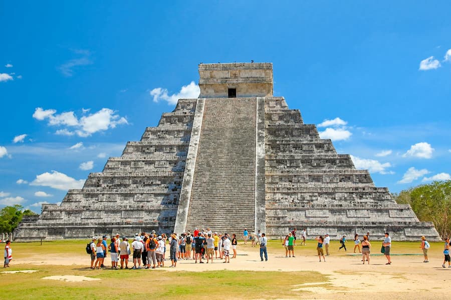 Chichén Itzá, Cenote and Archaeological Sites Tour with Lunch, Cancun