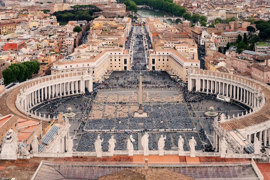 Omnia Card: Vatican Museums + 24-Hr Bus Tour, Rome