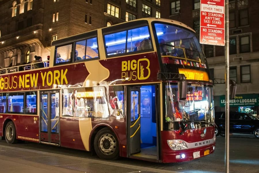 New York: 2-Hour Panoramic Night Tour tickets at New York City Tours