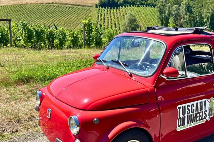 Chianti: Vintage Fiat 500 Private Tour + Transfers + Wine Tasting, at Day Trips from Siena, Siena