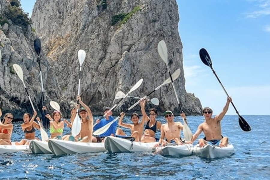 カプリカヤックツアー: 洞窟とビーチ, Capri