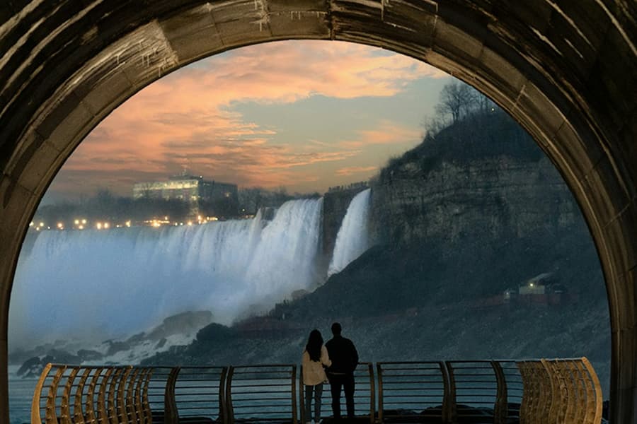 The Tunnel at The Niagara Parks Power Station: Evening Entry + Light Show, Niagara Falls (CA)
