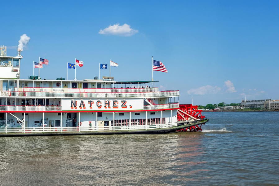 Steamboat Natchez Sightseeing Jazz Cruise with Lunch, New Orleans