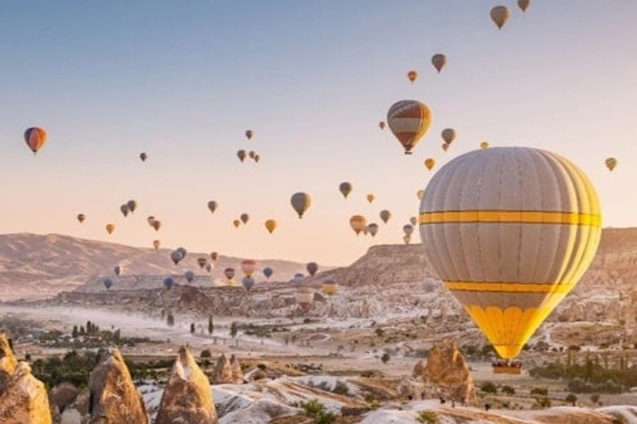 Καππαδοκία: Πτήση με αερόστατο κατά την ανατολή του ηλίου, Goreme