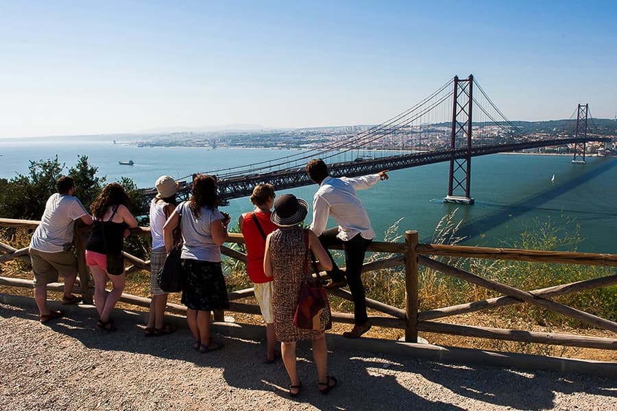 Small Group Wine Tour in Arrábida from Lisbon tickets at Avenida da Liberdade