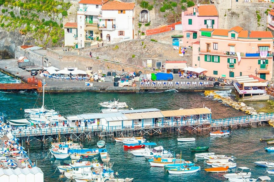 Sorrento: One-Way Guided Shuttle Transfer from Rome, at Day Trips from Rome