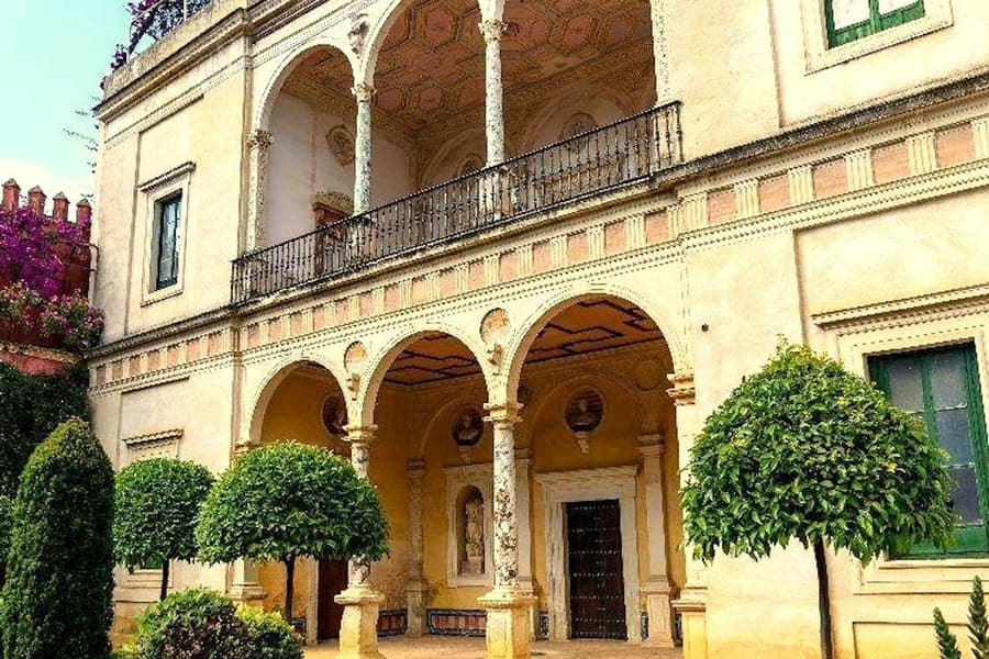 Palacio de las Dueñas & Casa de Pilatos: Guided Tour, at Palacio de las Dueñas